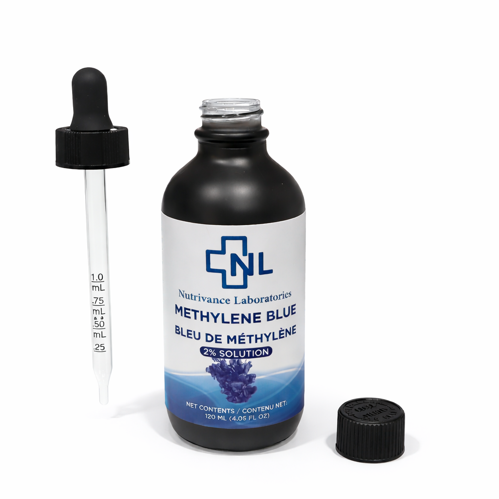 Blue methylene solution in glass bottle, 2% concentration, high purity chemical compound